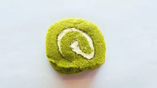 Matcha swiss roll cake