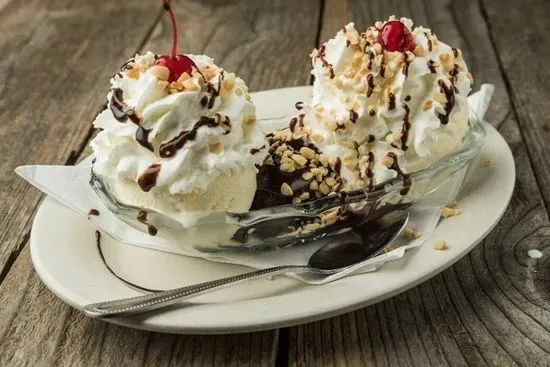 Fudgy Nut Brownie Sundae