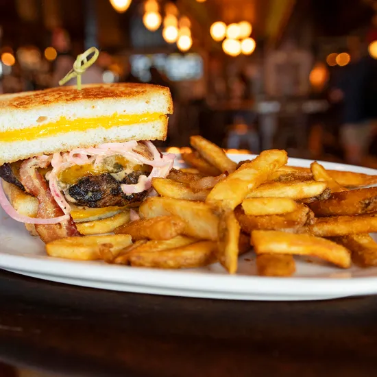 Grilled Cheese CheeseBurger