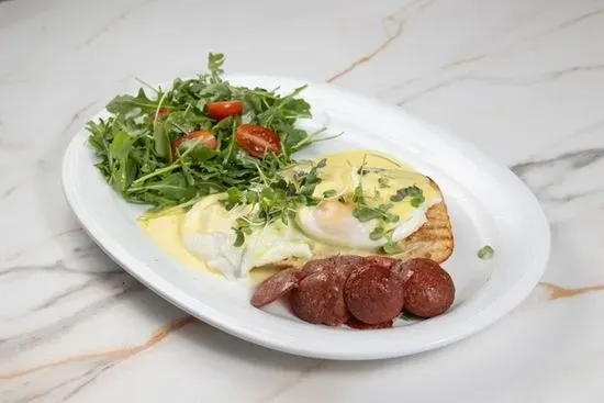 Eggs Benedict Classic Salami