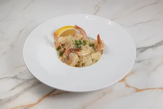 Shrimps in Garlic Sauce with Pasta