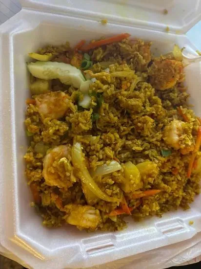 R3. Yellow Curry Fried Rice