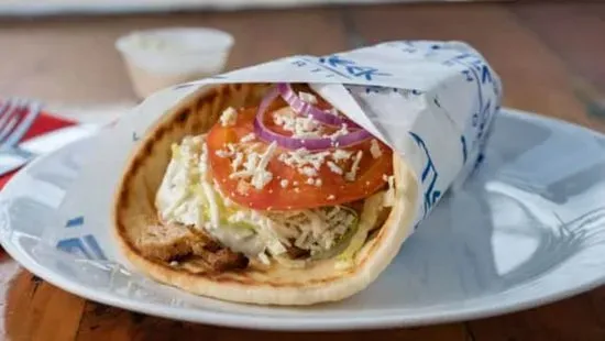 GREEK CHICKEN PITA