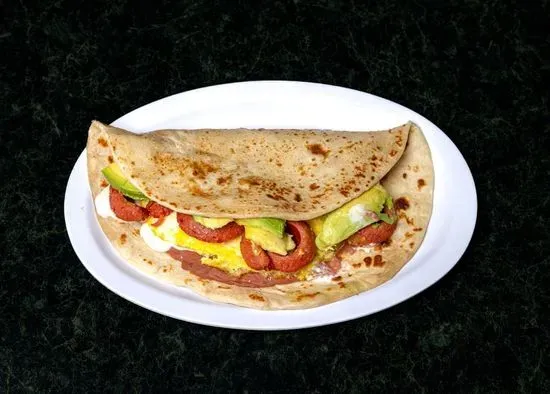 Baleada Con Salchicha Picante