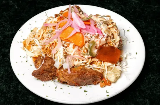 Yuca con Chicharron 