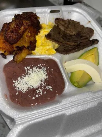Desayuno Catracho Deluxe