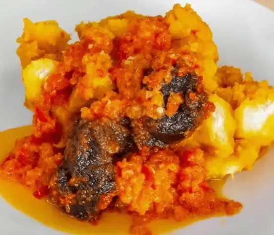 Yam Porridge with Fish or Meat