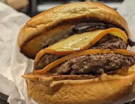 Old Fashion Cheeseburger