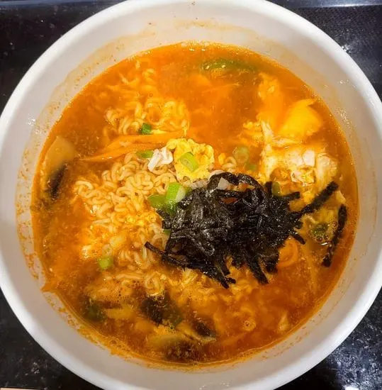 60. Regular Ramen / 라면