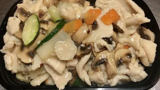 L 蘑菇雞片 / L12. Moo Goo Gai Pan