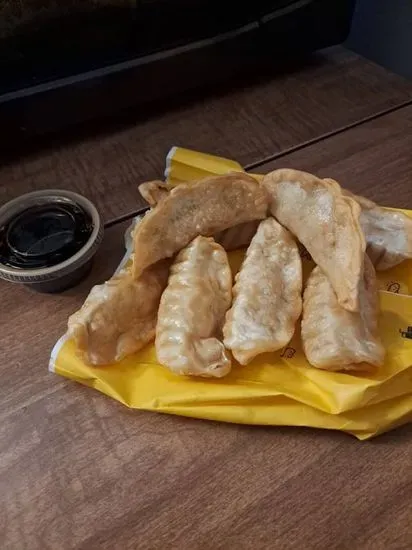 Fried Dumplings (8 pc)