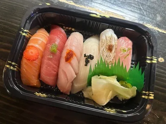 Sushi Sample (6 Pieces)