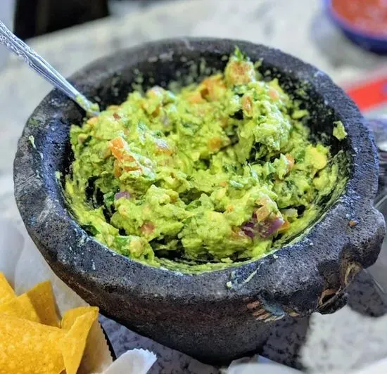 Table Side Guacamole