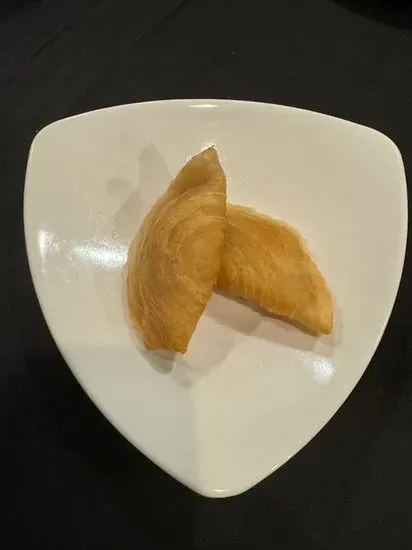 Crispy Yellow Croaker Pastry (3P) / 海鳇酥