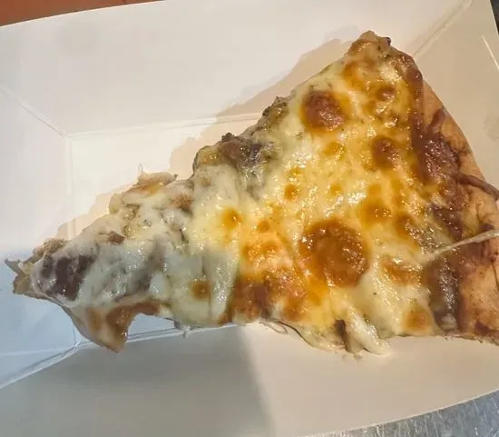 Jerk Pizza Slice ( Jerk Chicken) 