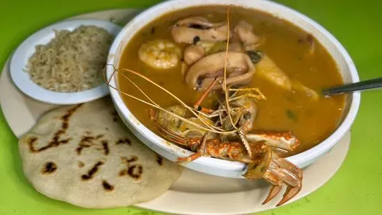 Mariscada Salvadoreña