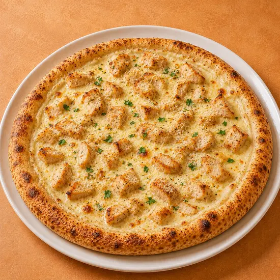 CHICKEN & ALFREDO PIZZA