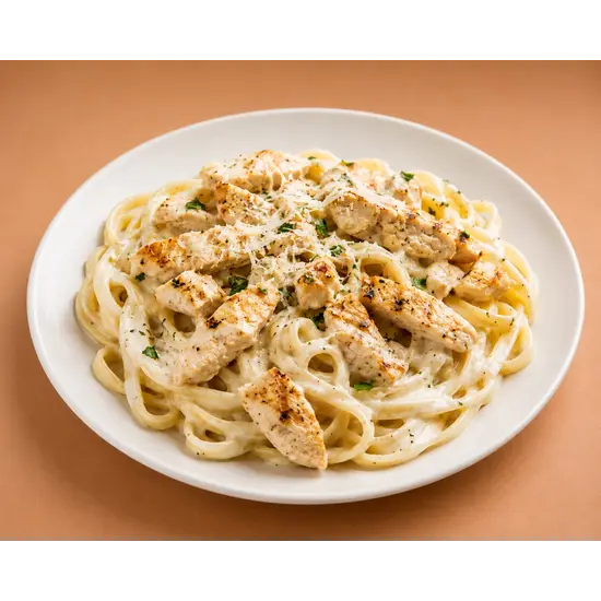 CHICKEN ALFREDO PASTA