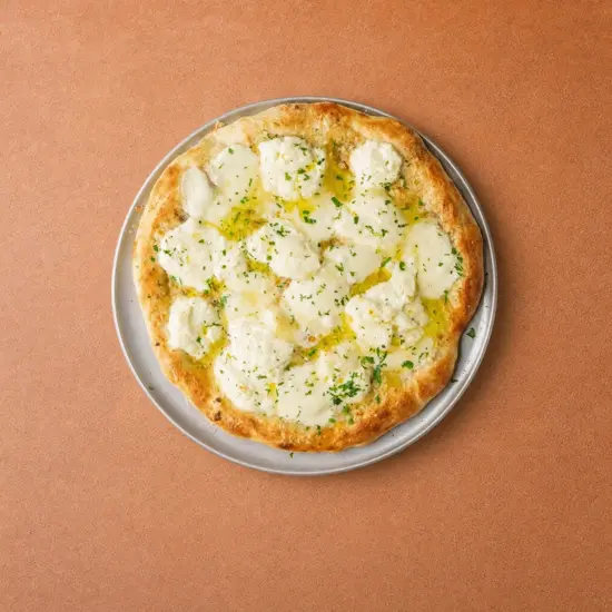 NEW YORK WHITE PIZZA