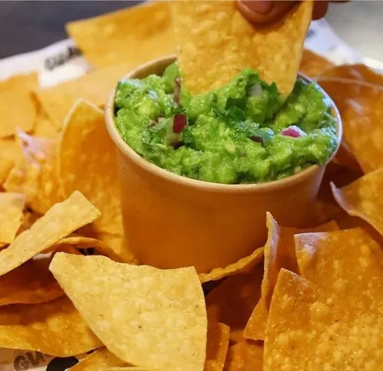 Chips & Guacamole