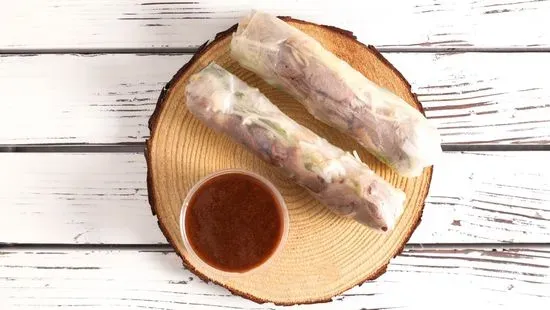 A2. Fresh Spring Rolls (2pcs)