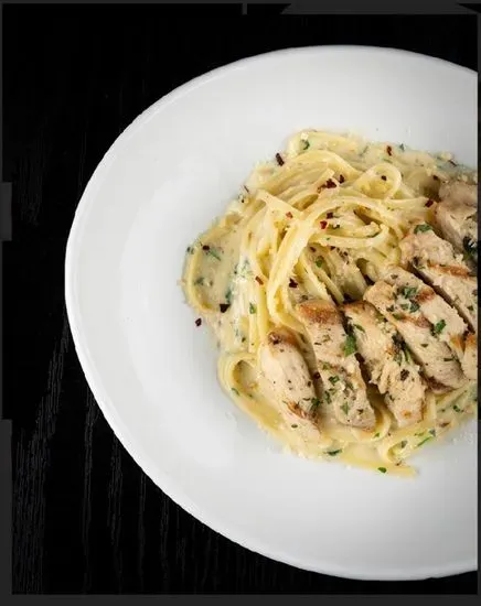 Fettuccine Alfredo