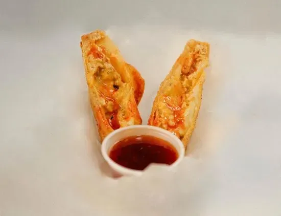 BUFFALO CHICKEN EGG ROLL (1)