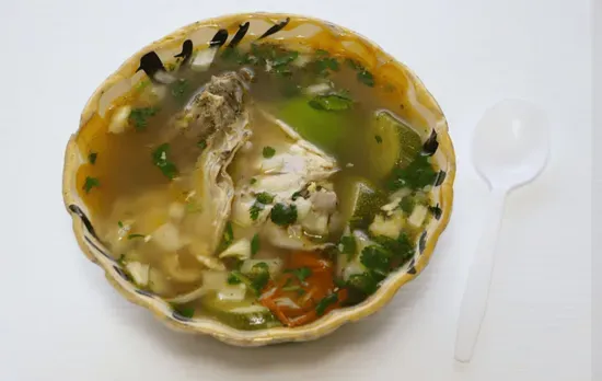 Caldo de Pollo / Chicken Broth