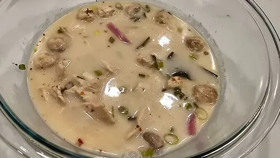 GF1. Tom Kha