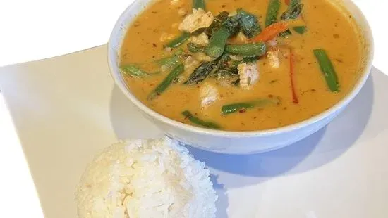 GF24. Panang Curry