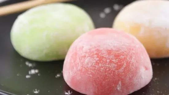 Strawberry Mochi Ice Cream