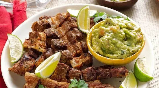 Chicharrón & Guacamole