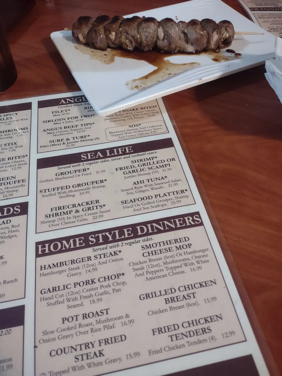 Luke's Pub & Steakhouse Menu - Updated November 2025