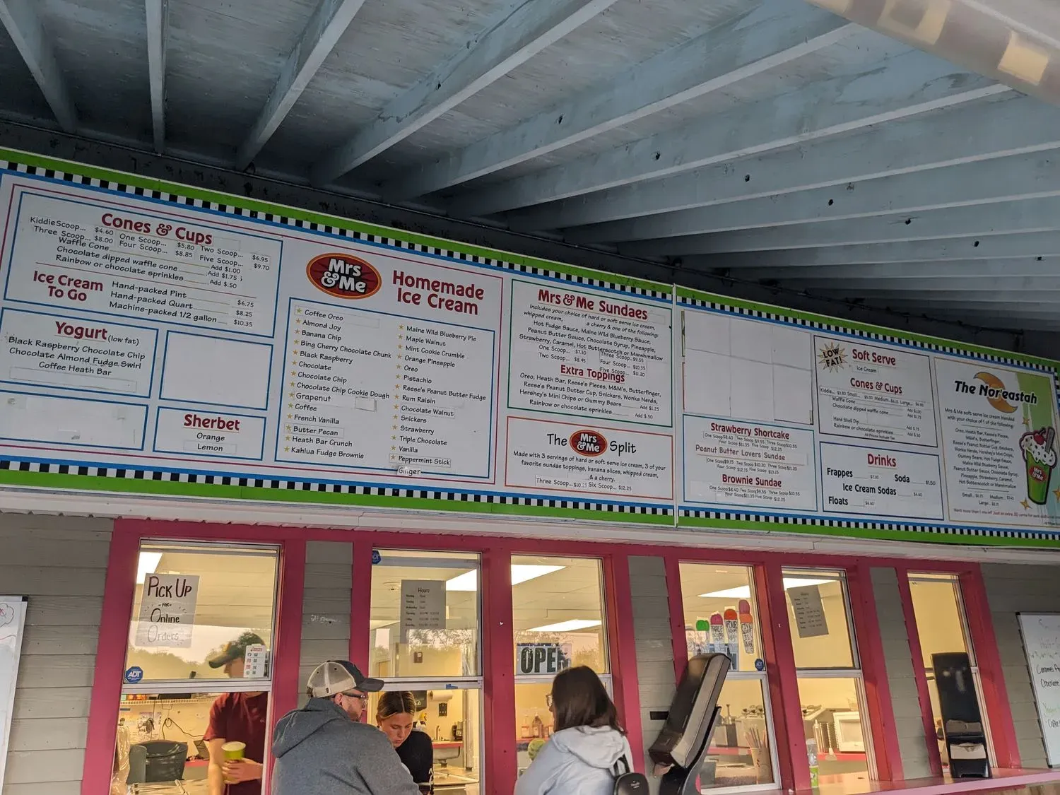 Mrs & Me Menu - Updated November 2025