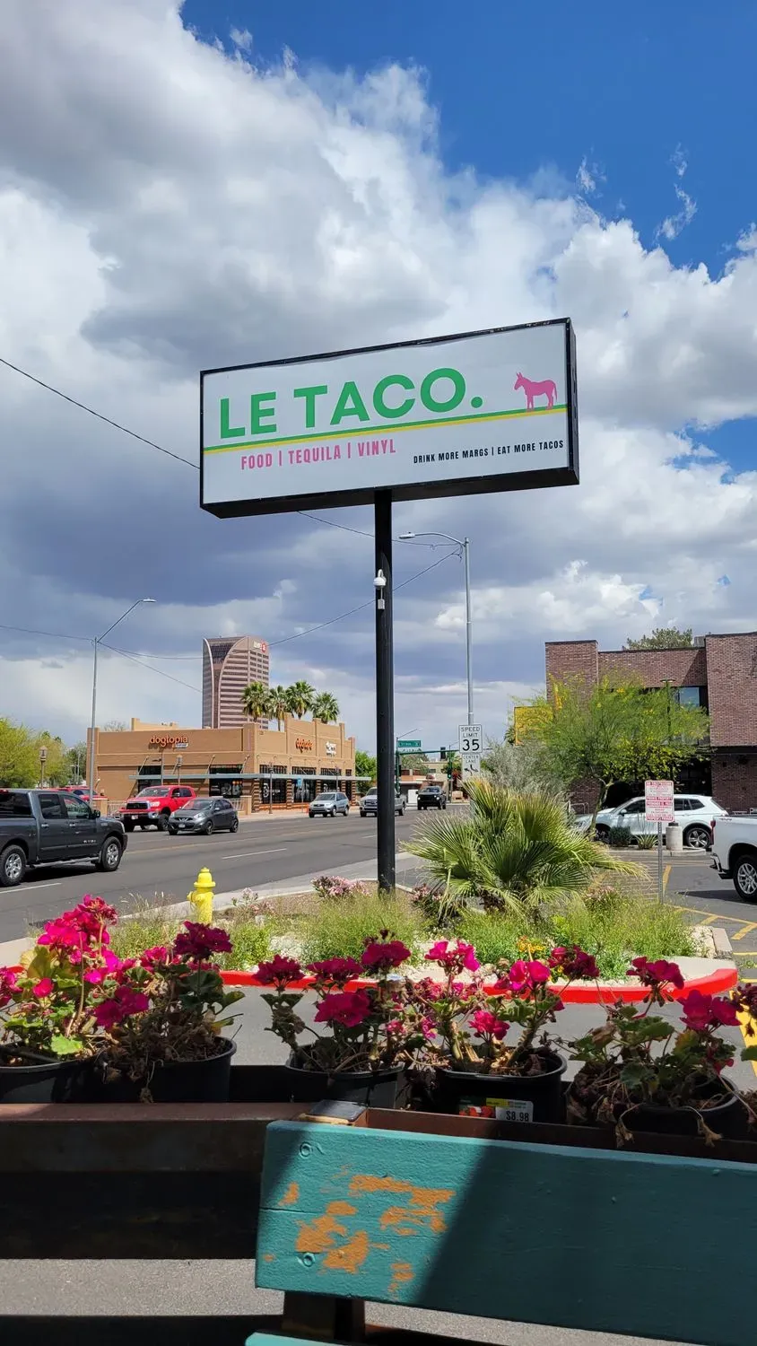 Le Taco Menu - Updated November 2025