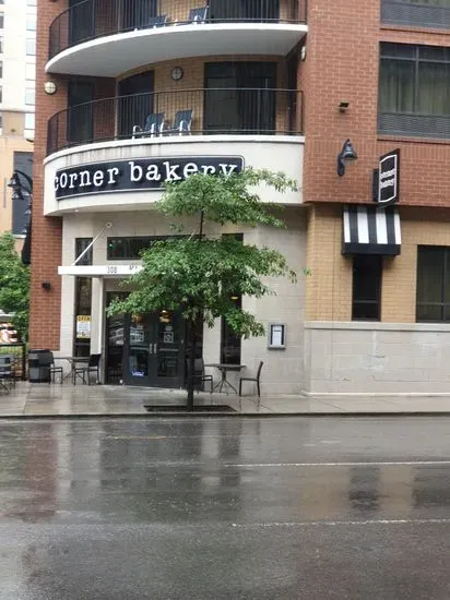 Corner Bakery Cafe