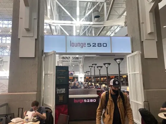 Lounge 5280 Wine Bar