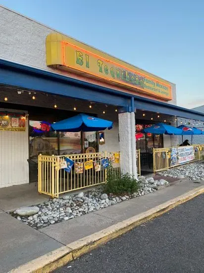 EL TEQUILEÑO Family Mexican Restaurant