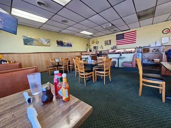 Parkways Diner