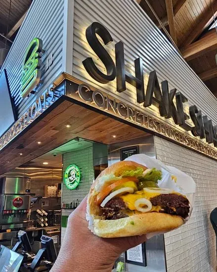 Shake Shack Park Meadows