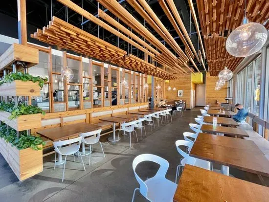 Modern Market Eatery