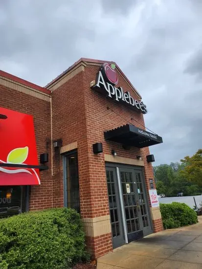 Applebee's Grill + Bar