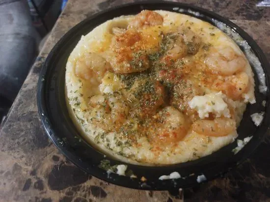 Granny's Fish 'N Grits