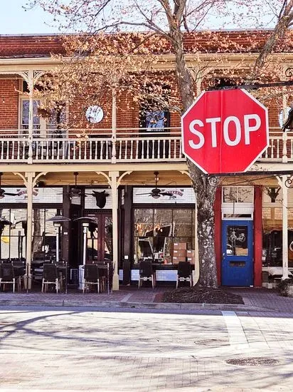 Le Bistro at Roswell Provisions