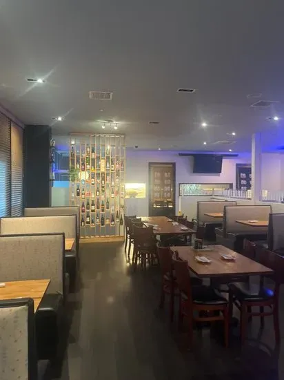 Enzo Sushi & Steak