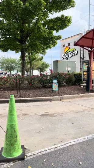 Del Taco