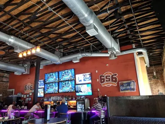 656 Sports Bar & Grille