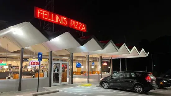 Fellini's Pizza