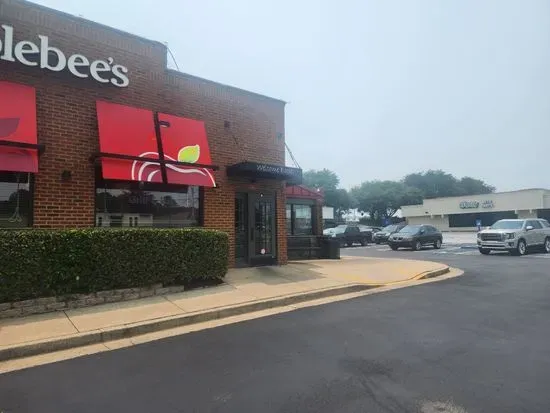 Applebee's Grill + Bar