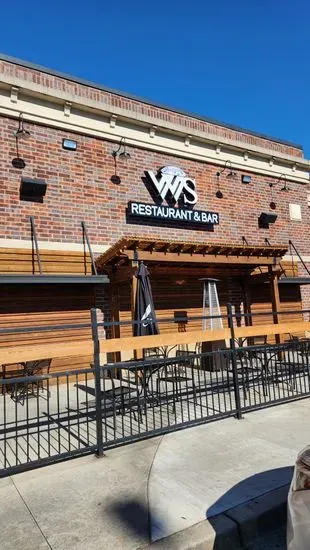 VVS Restaurant & Bar